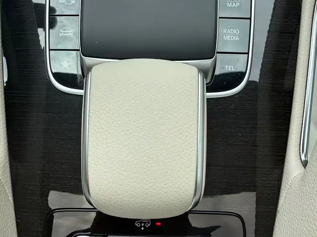 Mercedes-Benz GLE 2020 — фото 10