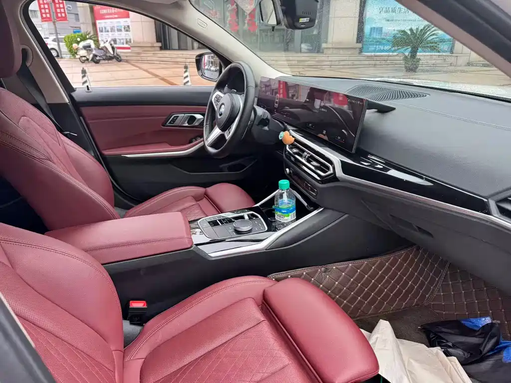 BMW 3 Series 2023 — фото 10