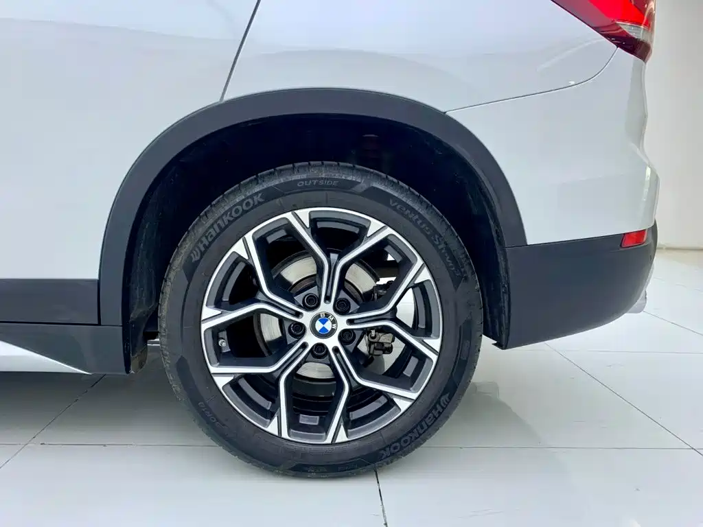 BMW X1 2022 — фото 39