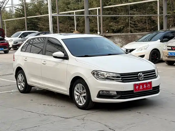 Volkswagen Santana 2015
