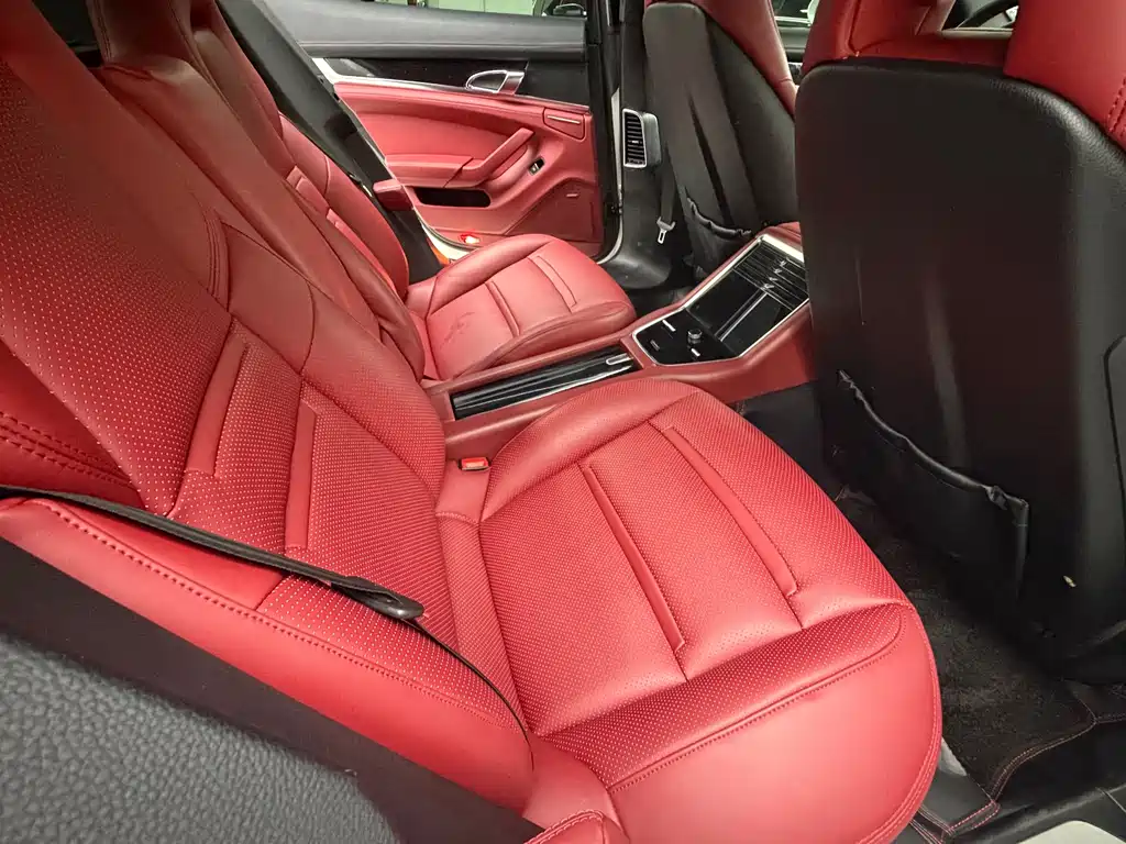 Porsche Panamera 2011 — фото 14