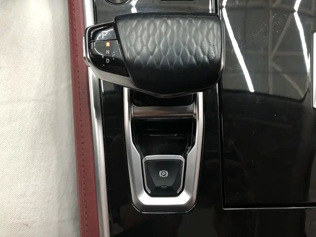 Changan CS85 COUPE 2019 — фото 21