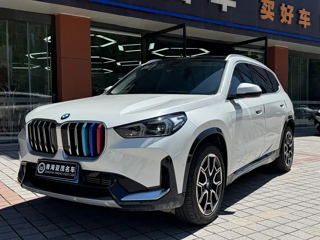 BMW X1 2025 — фото 1