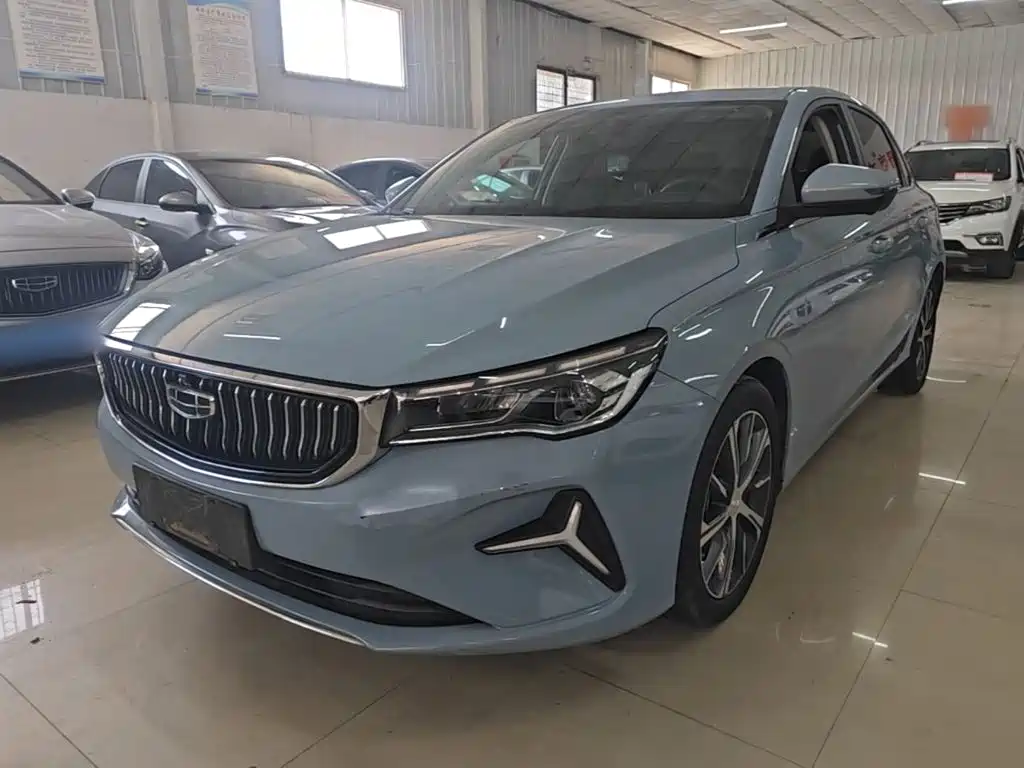 Geely Emgrand 2023