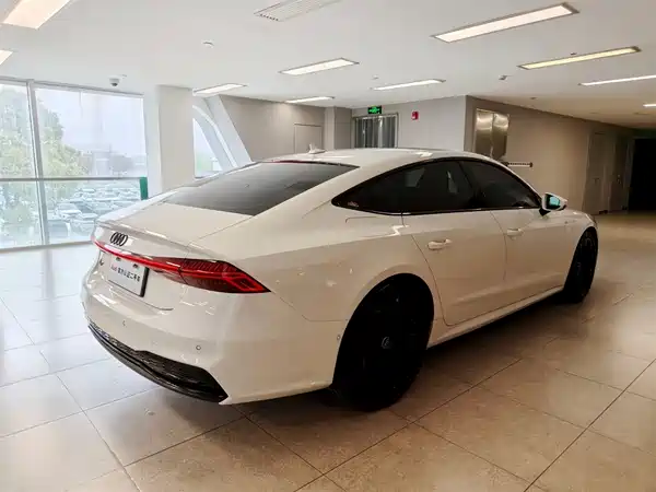 Audi A7 2023