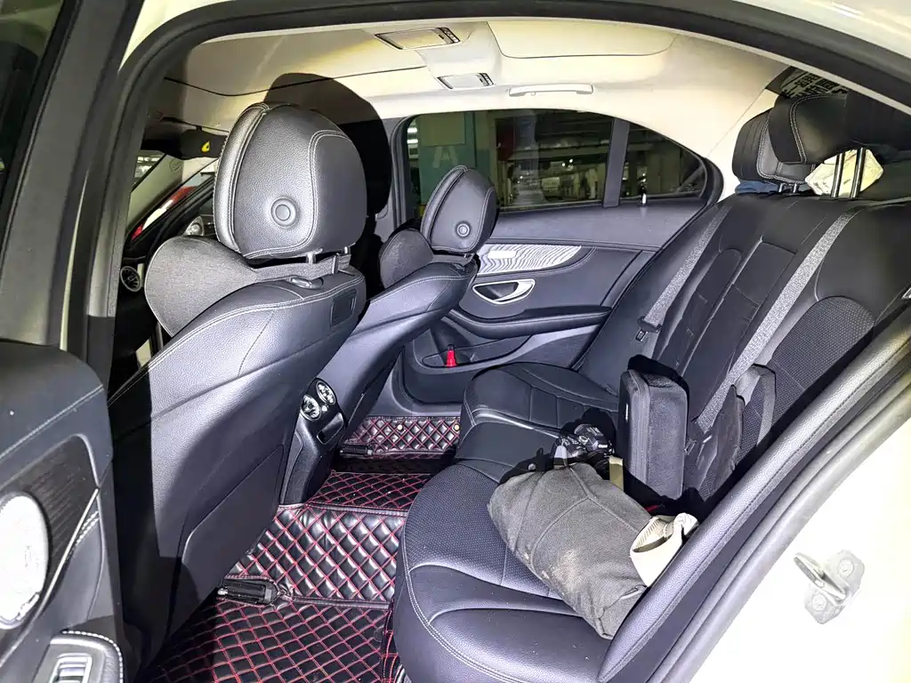 Mercedes-Benz C-Class 2018
