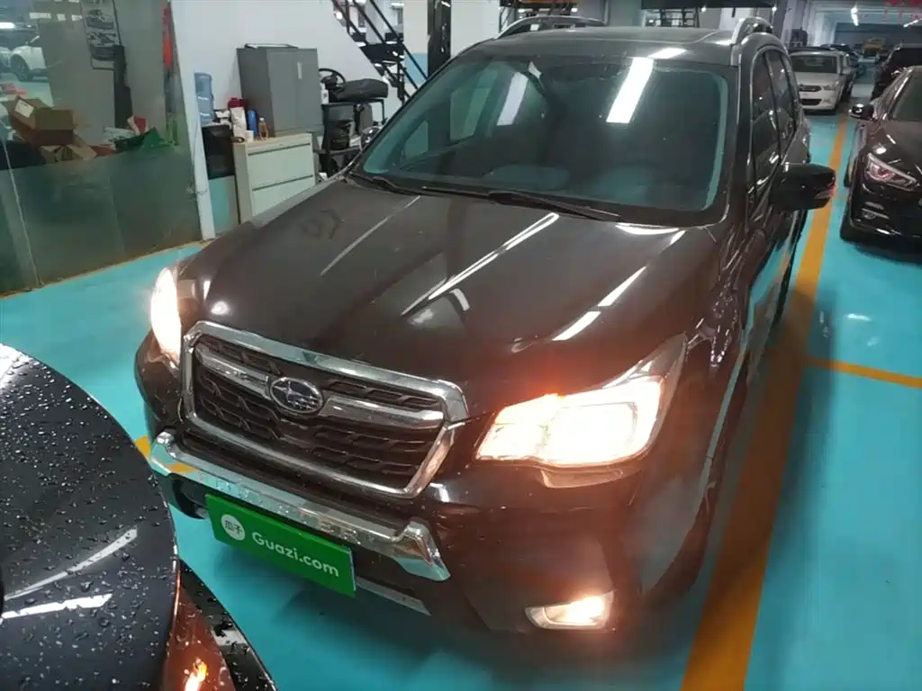 Subaru Forester 2017 — фото 3