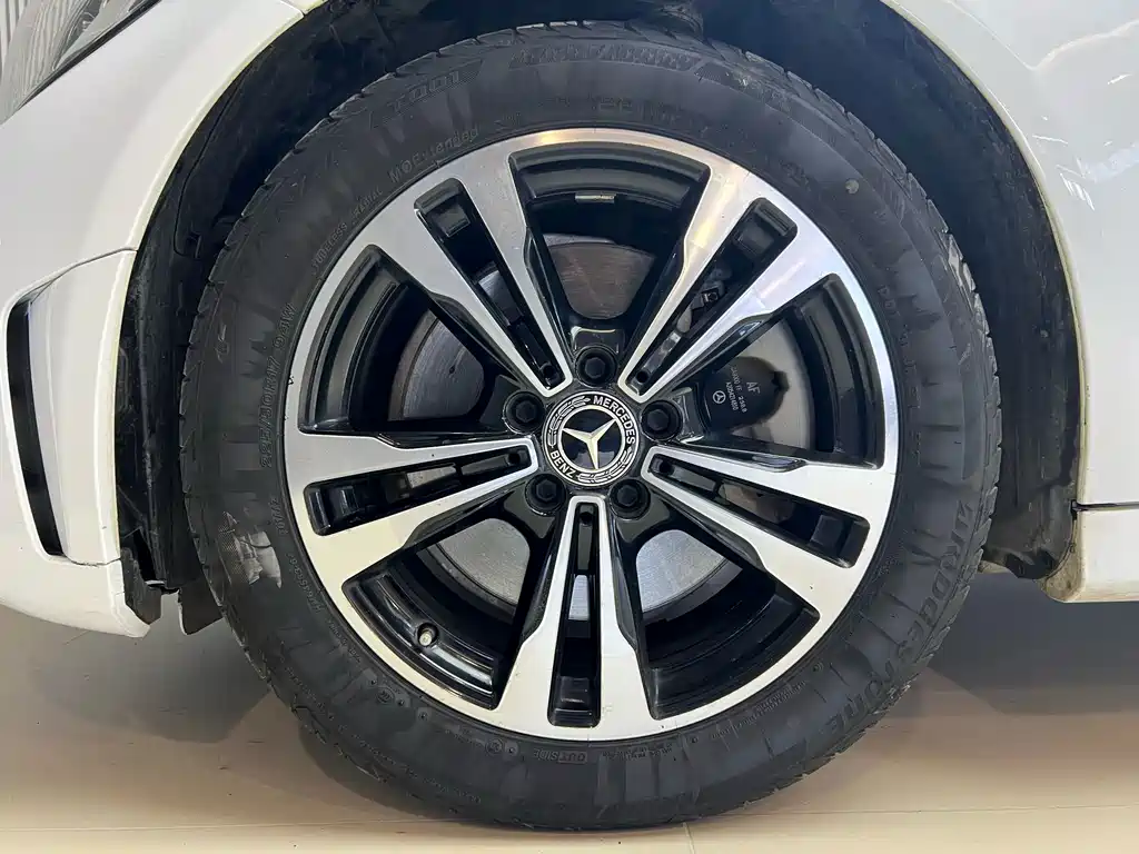 Mercedes-Benz C-Class 2019