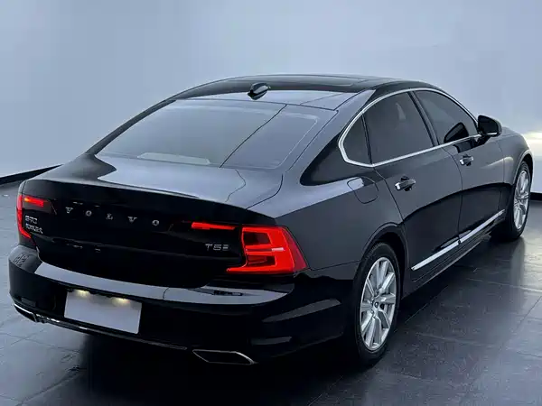 Volvo S90 2020
