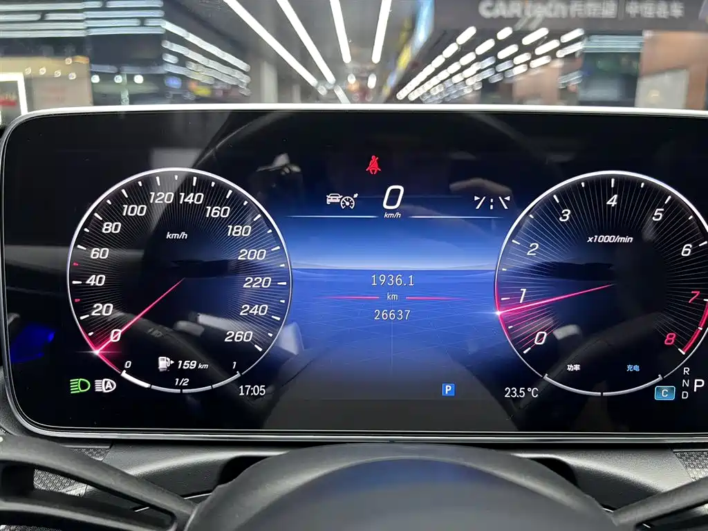 Mercedes-Benz C-Class 2023 — фото 16