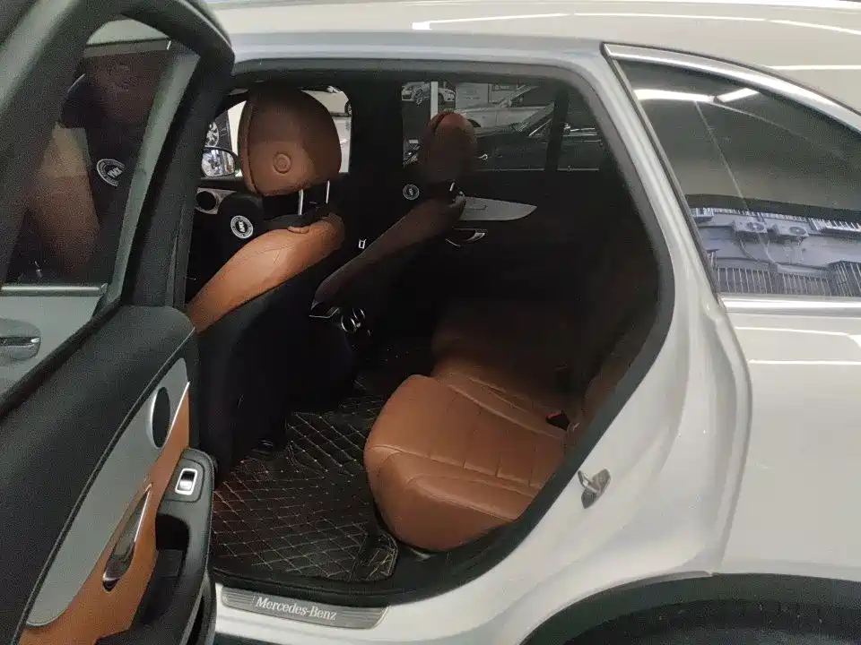 Mercedes-Benz GLC 2021