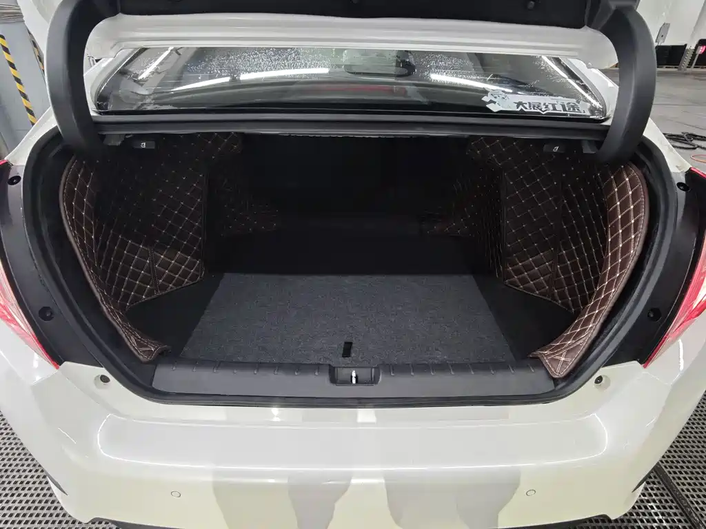 Honda Civic 2020 — фото 15