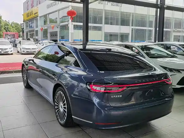 Stelato S9 2025