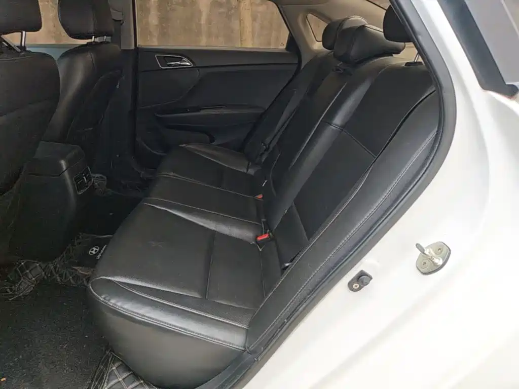 Hyundai Mistra 2015 — фото 17