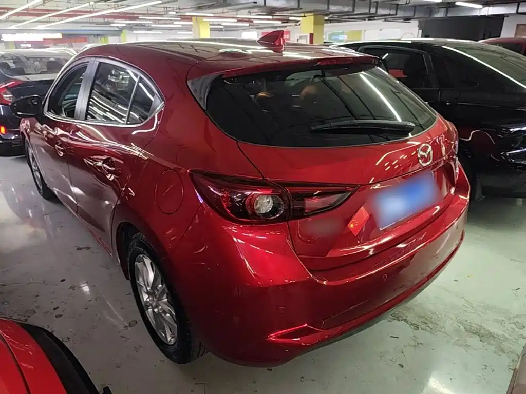Mazda 3 Axela 2019