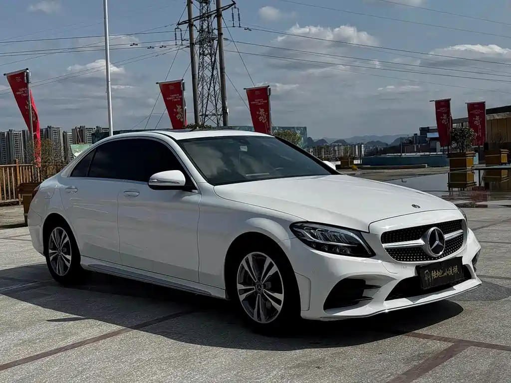 Mercedes-Benz C-Class 2020