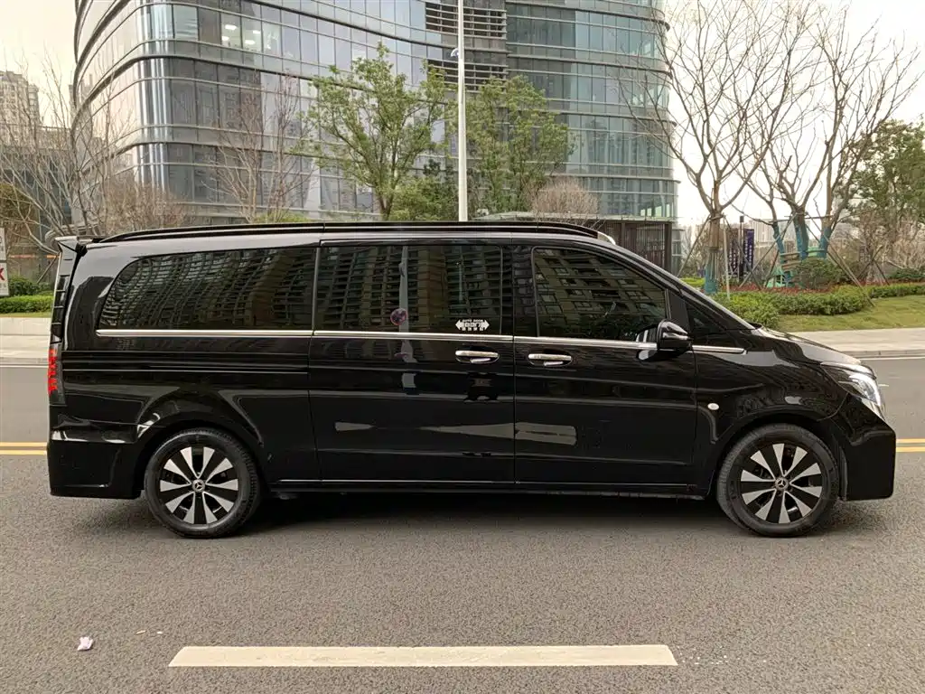 Mercedes-Benz Vito 2025 — фото 9