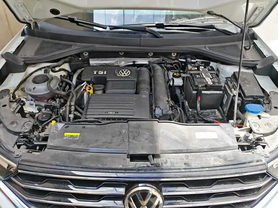 Volkswagen T-Roc 2020 — фото 10
