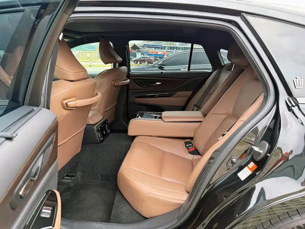 Toyota Crown 2024 — фото 15