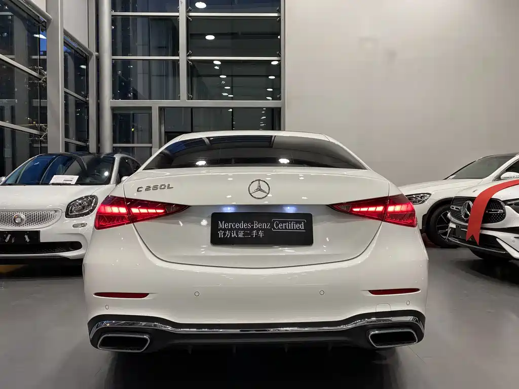 Mercedes-Benz C-Class 2024 — фото 15