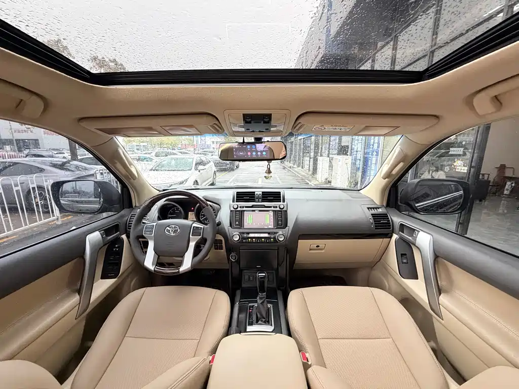 Toyota Prado 2018 — фото 10