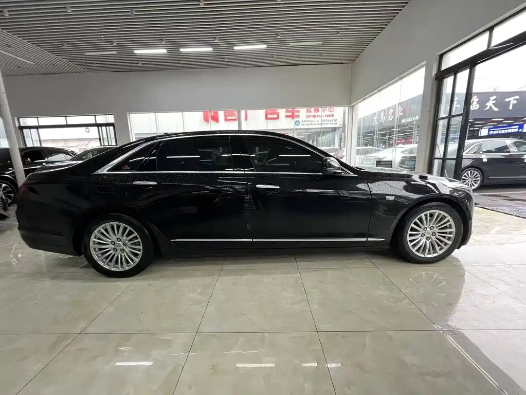 Cadillac CT6 2019 — фото 17
