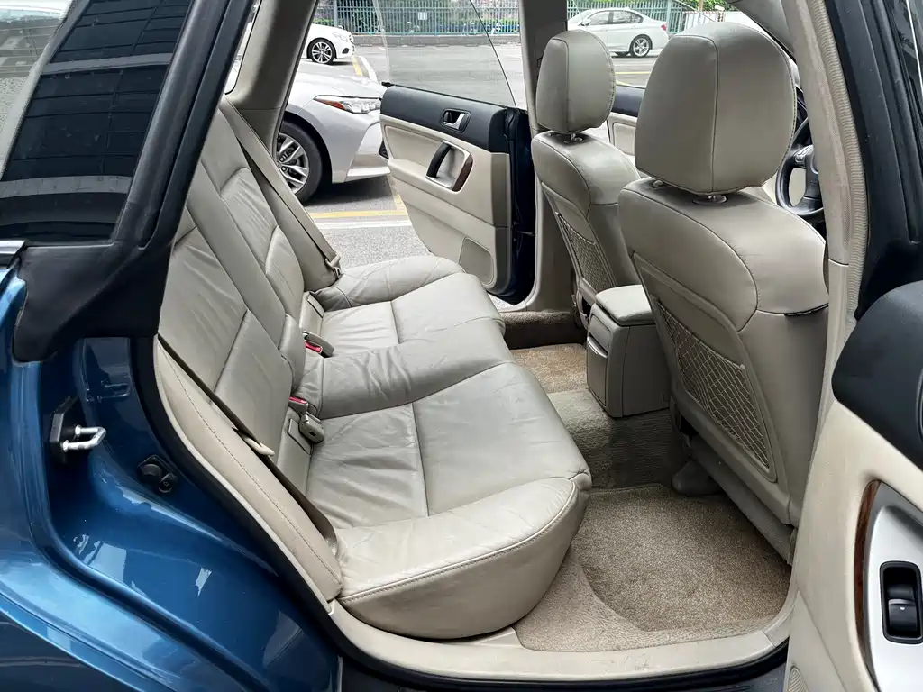 Subaru Outback 2008 — фото 18
