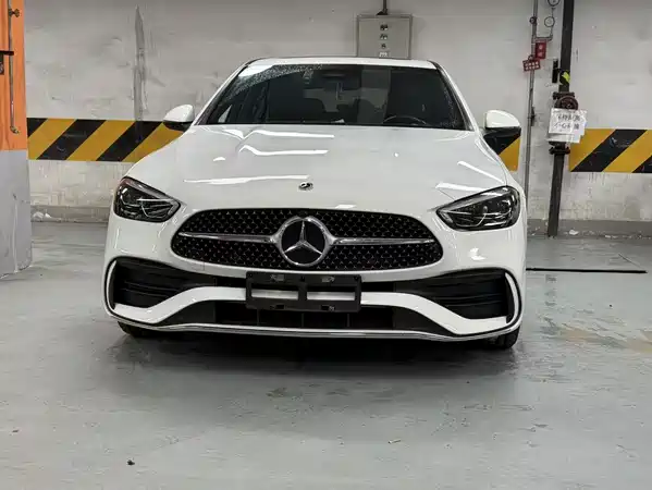 Mercedes-Benz C-Class 2022