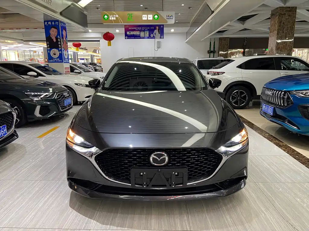 Mazda 3 Axela 2023