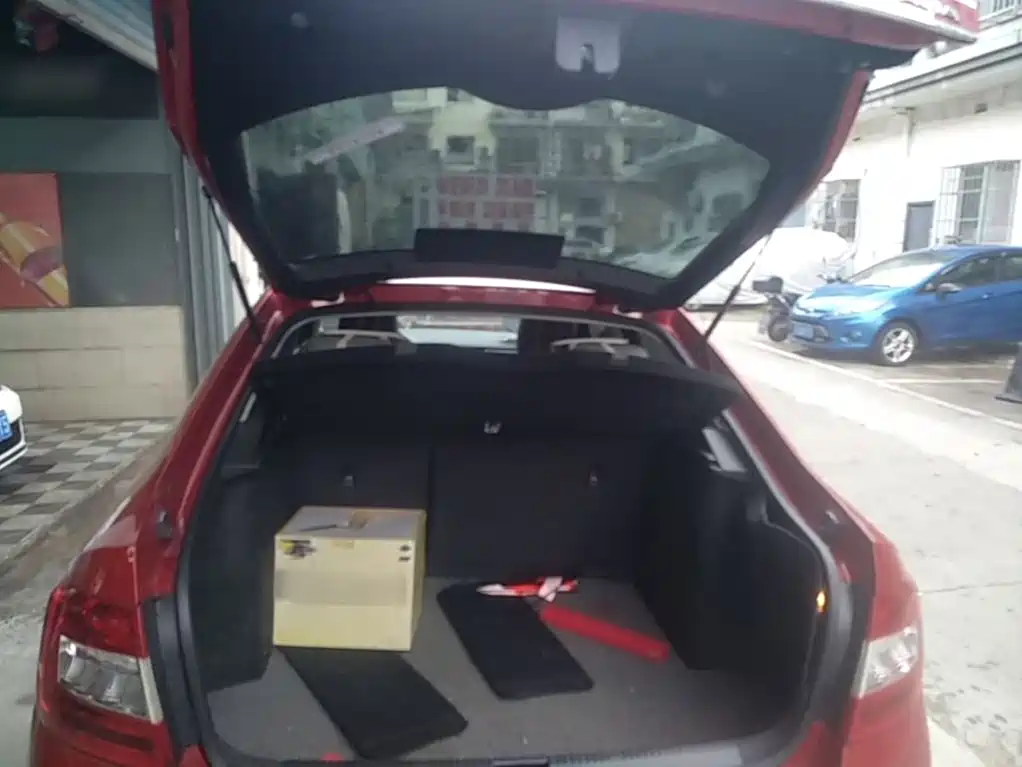 Skoda Octavia 2015 — фото 19
