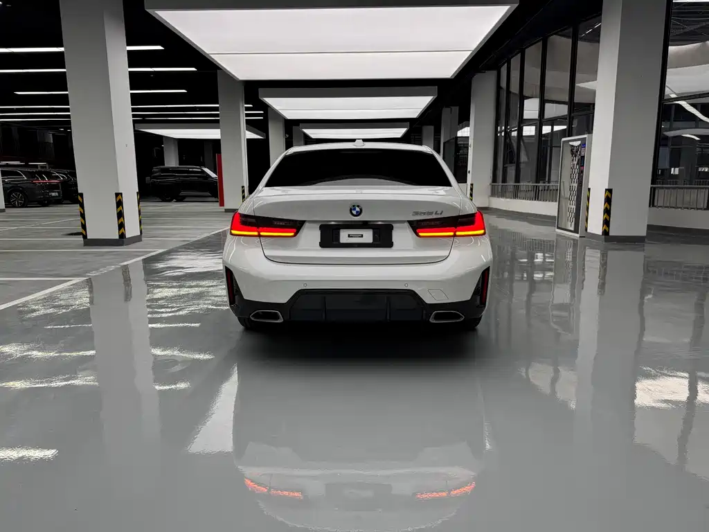 BMW 3 Series 2023 — фото 14