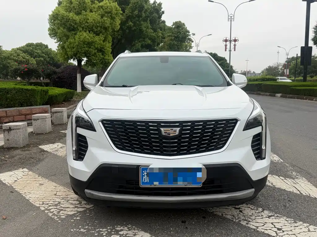 Cadillac XT4 2019 — фото 2