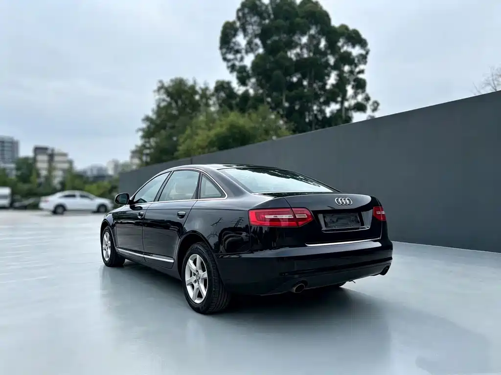 Audi A6L 2012