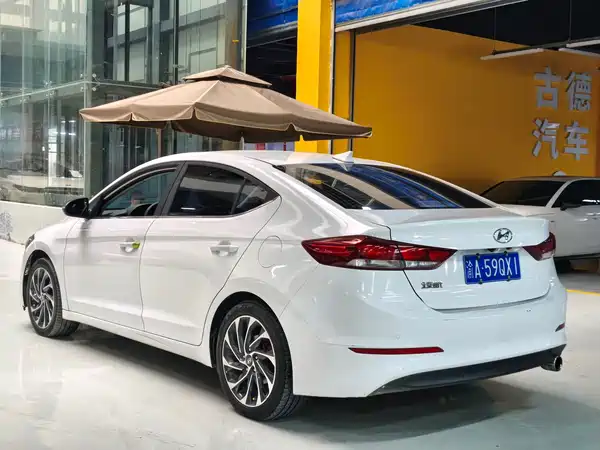 Hyundai Celesta 2016