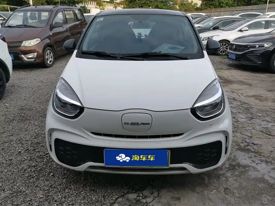 Roewe Clever 2022