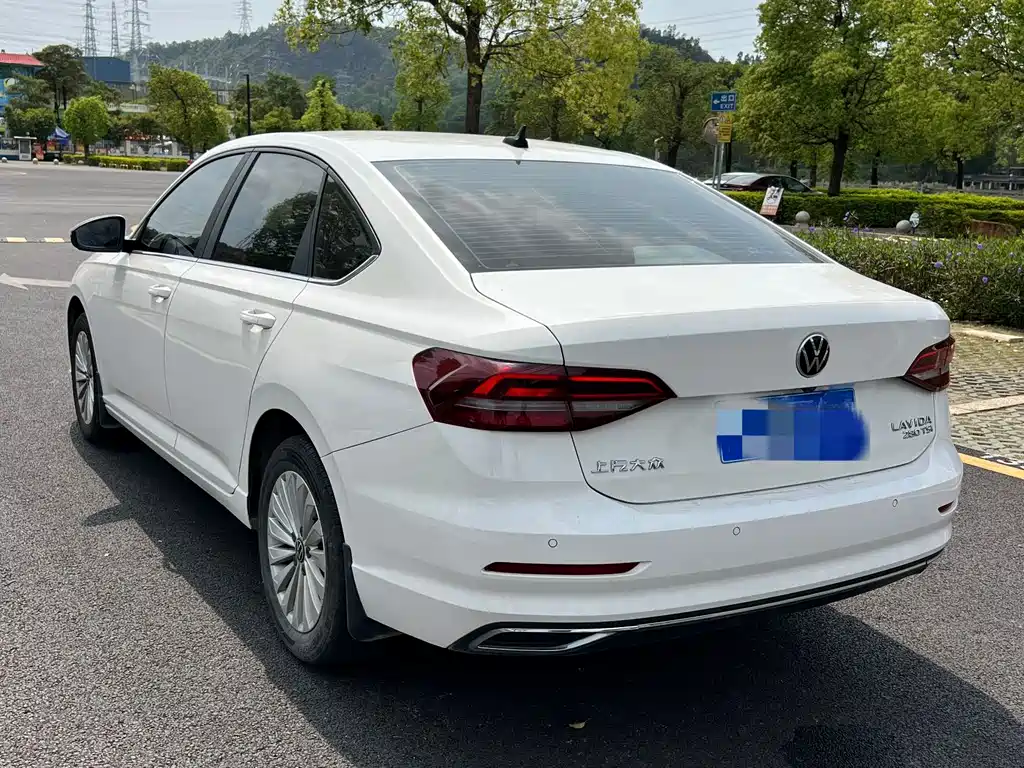 Volkswagen Lavida 2022