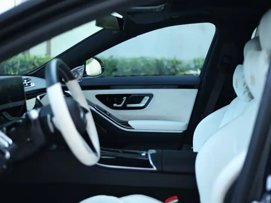 Mercedes-Benz Maybach S-Class 2023