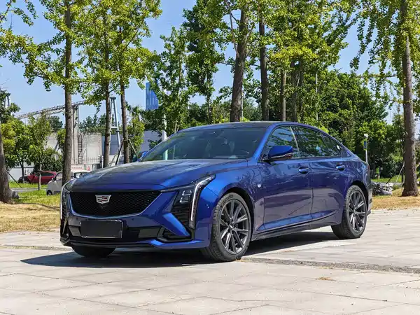 Cadillac CT5 2025
