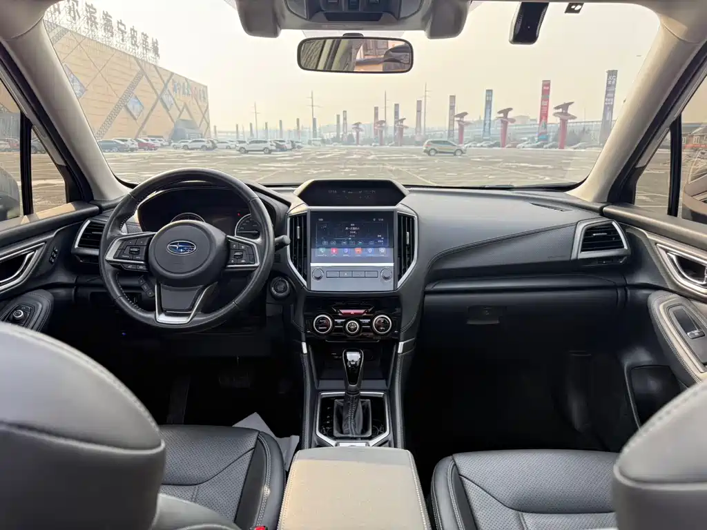 Subaru Forester 2021 — фото 17