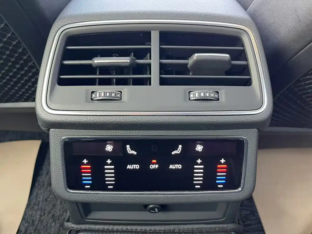 Audi A6L 2022