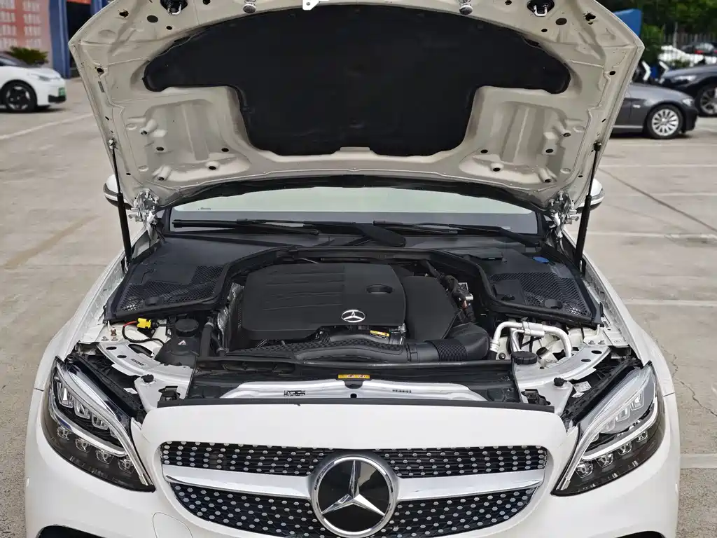 Mercedes-Benz C-Class 2019