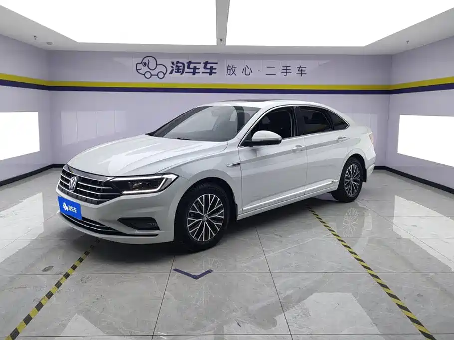 Volkswagen Sagitar 2020