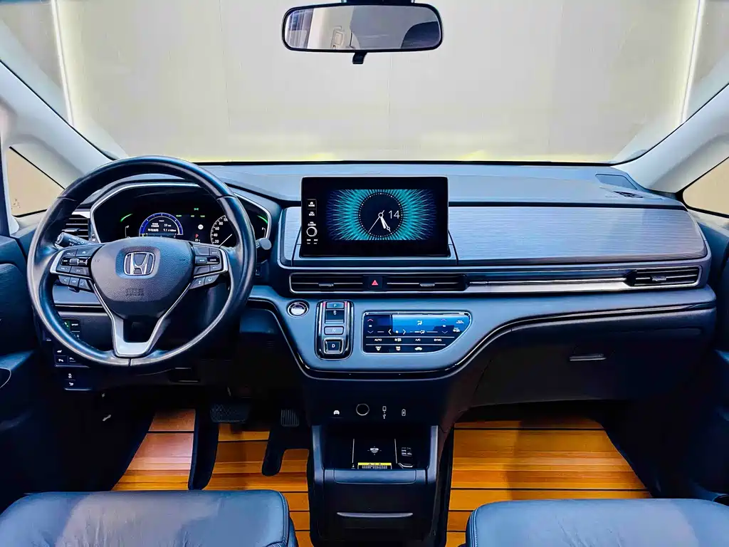 Honda Elysion 2023 — фото 12