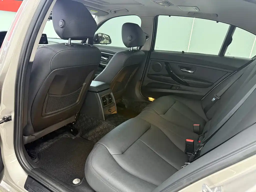 BMW 3 Series 2017