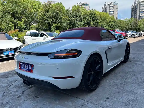 Porsche 718 2024