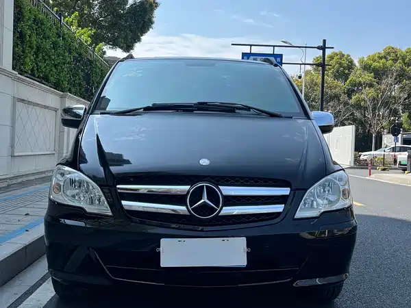 Mercedes-Benz Vito 2013
