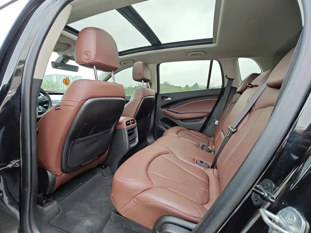 Buick Envision Plus 2021 — фото 11