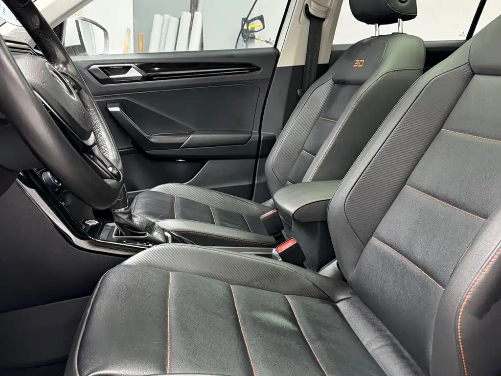 Volkswagen T-Roc 2022 — фото 11