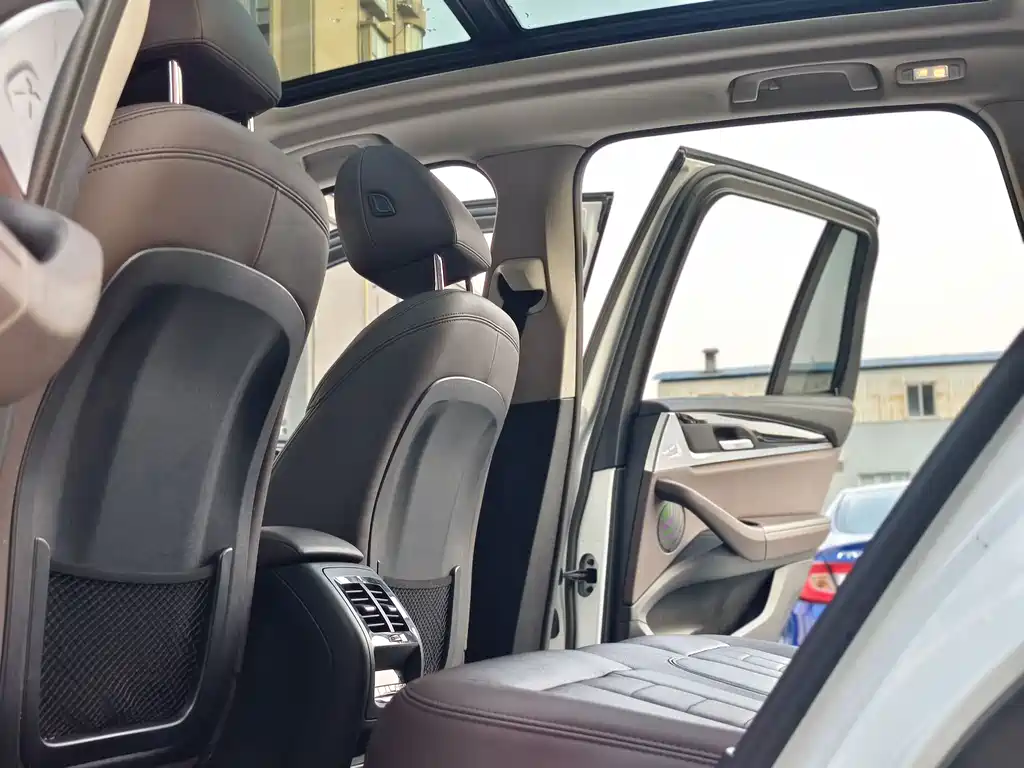 BMW X3 2020 — фото 14
