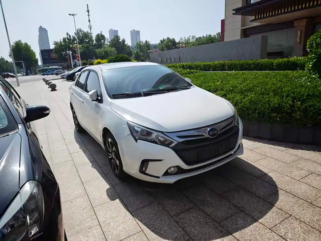 BYD Qin NEV 2017